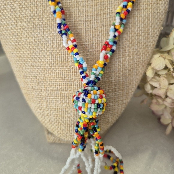 Colorful Beaded Necklace - Picture 2 of 6